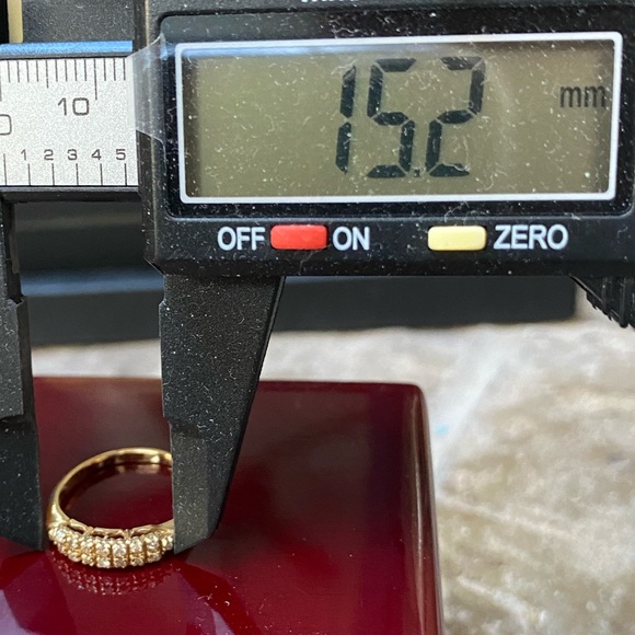 GENUINE DIAMONDS SOLID 14KT GOLD Ring Wedding Band - Picture 7 of 8
